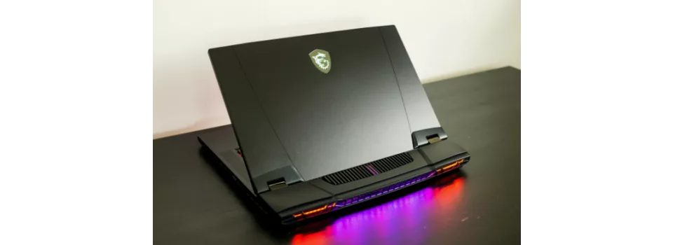 MSI Titan GT77 - мощный игровой ноутбук флагманского класса